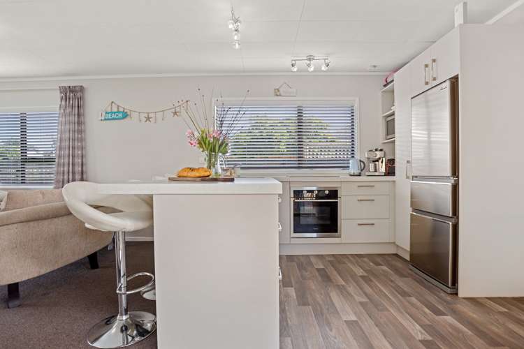 210a Ocean Road Whangamata_9