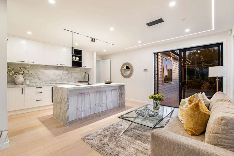 8 Lucent Lane Wainui_7