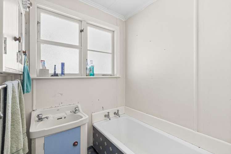 28 Main Street Marton_14