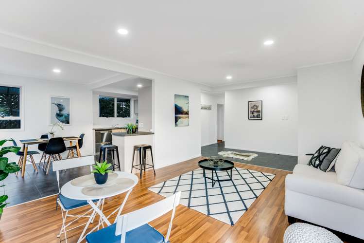 102 Flat Bush Road Clover Park_7