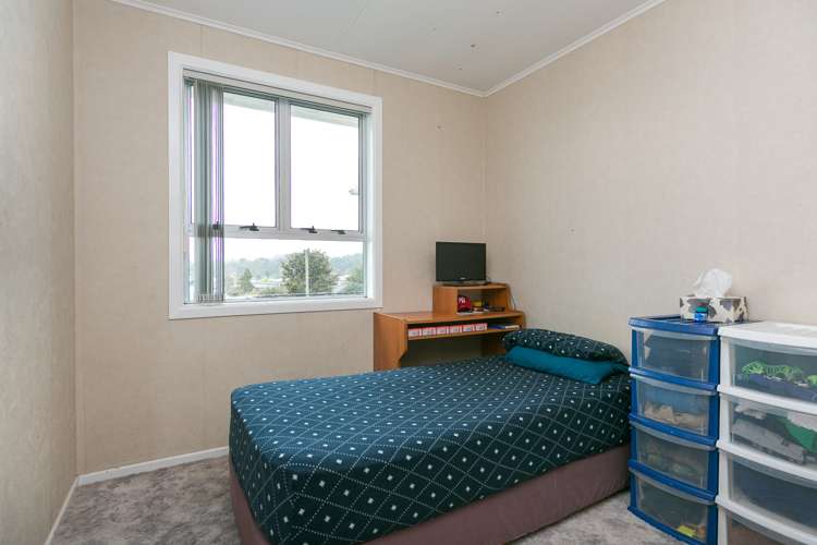 69 Mould Street Waitara_8