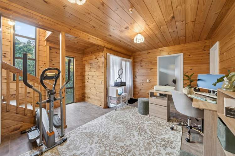 23 Russell Crescent Western Heights_22