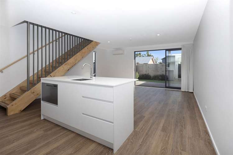 5/23 Hills Road Edgeware_15