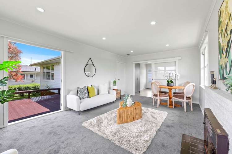 1/339 Wairau Road Totara Vale_9