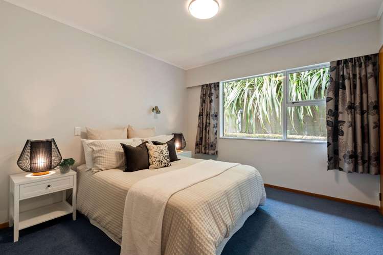 8B Randolph Road Crofton Downs_10