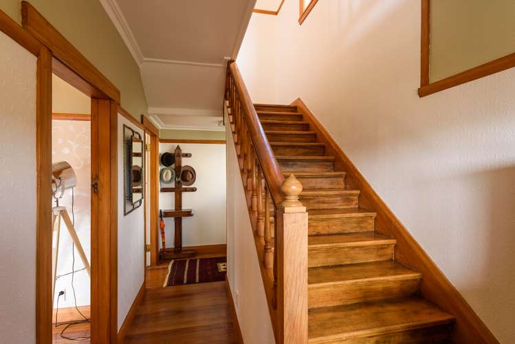 17 Saint Michaels Crescent Kelburn_13