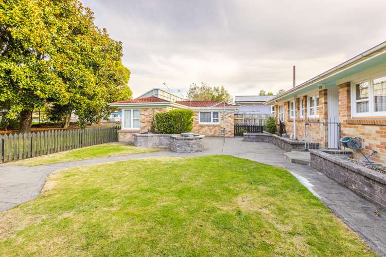 409 Frimley Place Frimley_12