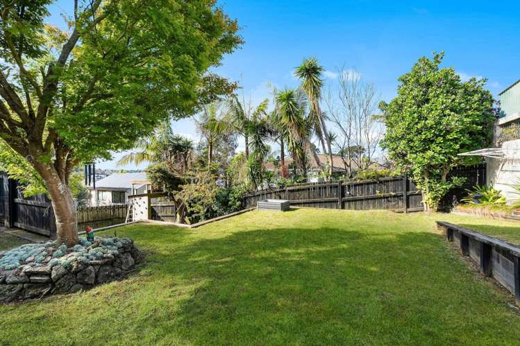 97 Langana Avenue Browns Bay_18