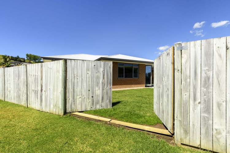 29 Bryan Gallagher Place Welcome Bay_19