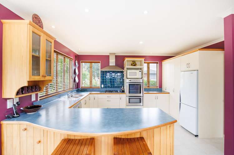 144 Pacific Drive Fitzherbert_9