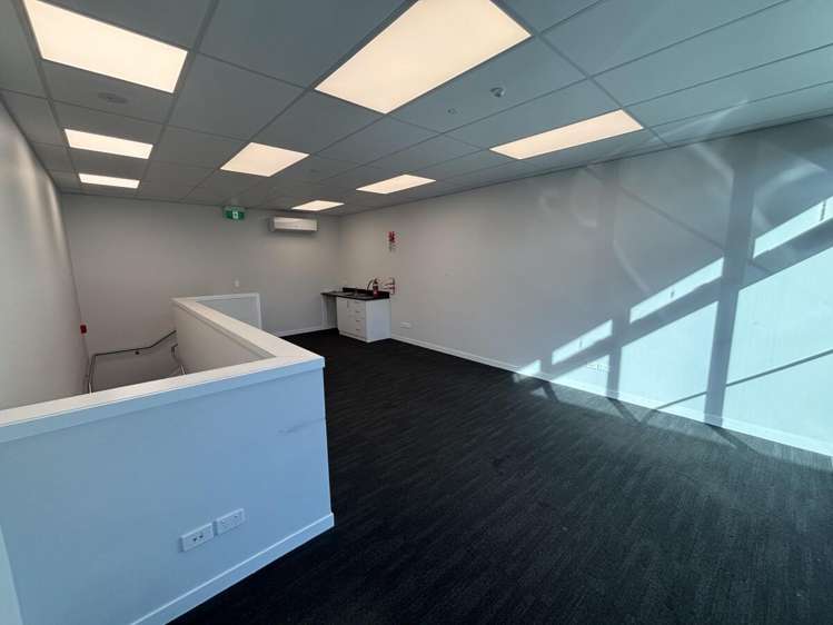 6/9A Northside Drive Whenuapai_4