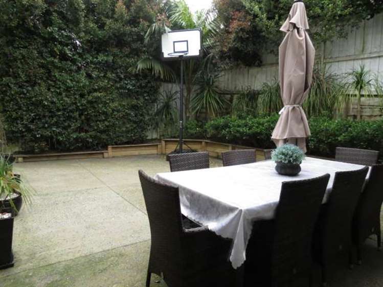 17 Packspur Drive Flat Bush_13