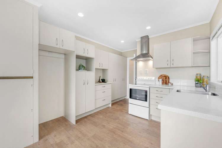 1/7 Castleton Drive Mellons Bay_7