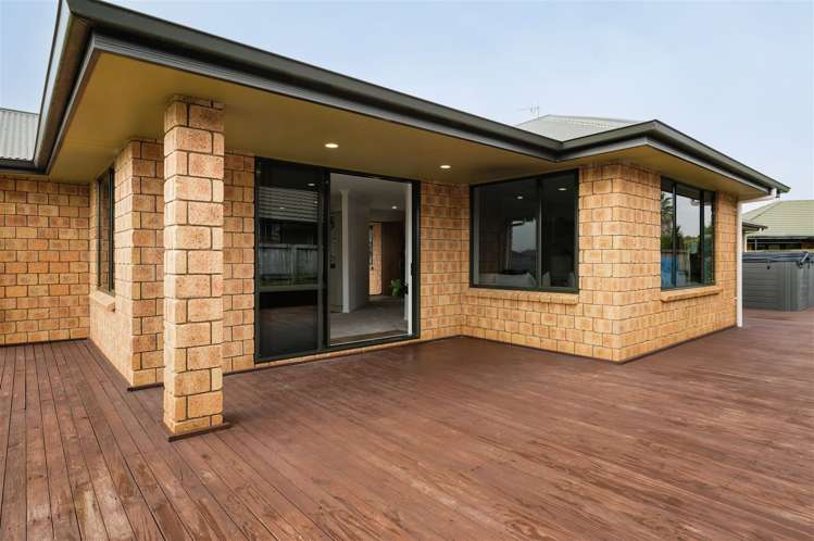 3 Sarah Court Rototuna North_8