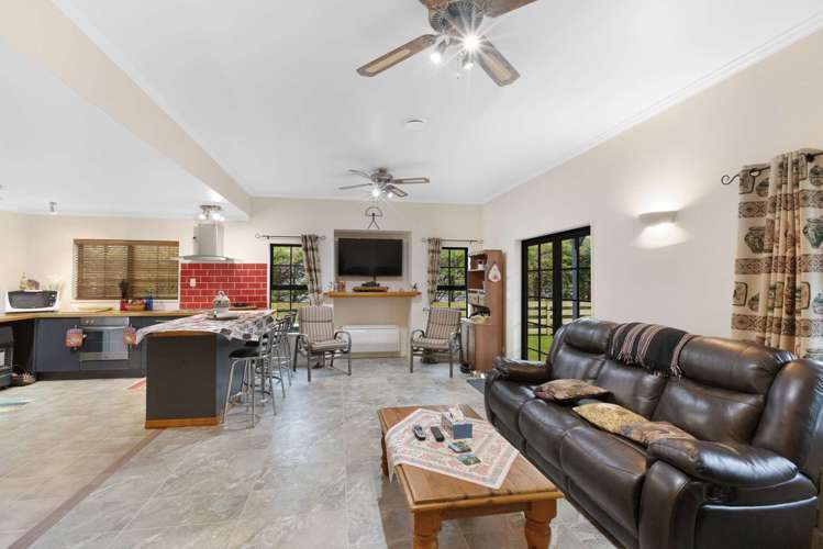 15 Scotswood Street Waikaia_9