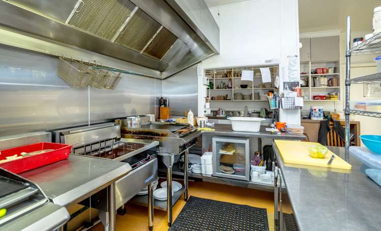 42 Main Street Eketahuna_25