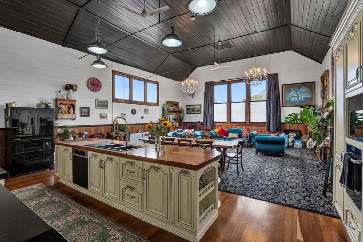 105 High Street Eltham_9