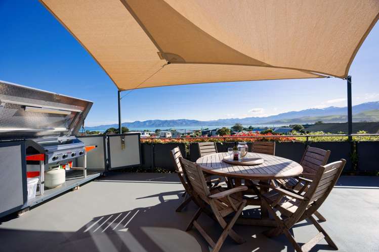 22a Kotuku Road South Bay_18