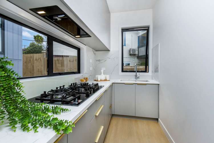 591b East Coast Road Browns Bay_11