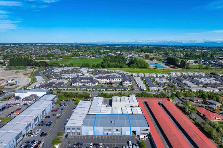 Units 14 & 15, 150 Cavendish Road Casebrook_13