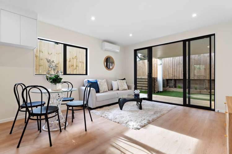 4-6 /10 Orchid Place_0