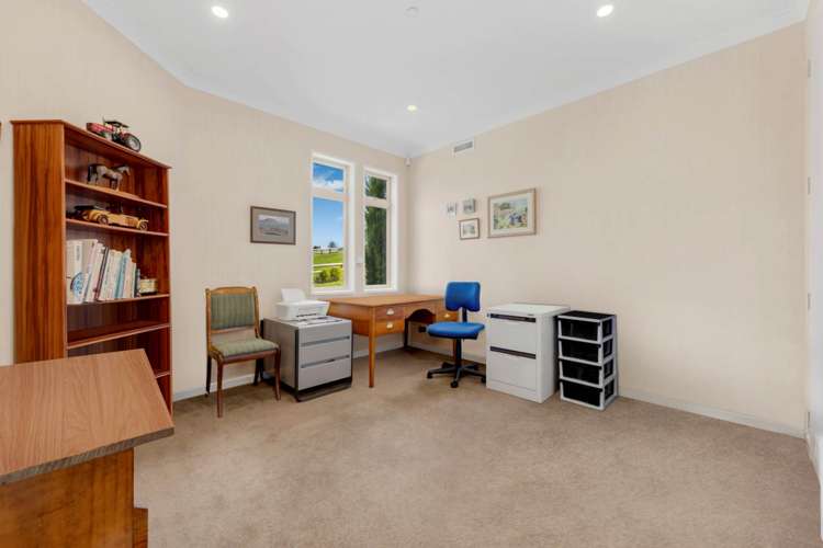 48 Porterfield Road Whitford_18