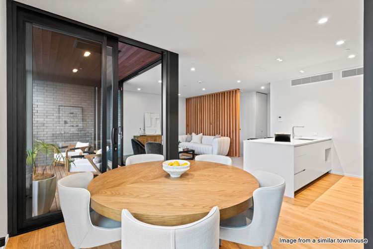 TH 8/6 Boundary Road Hobsonville_11