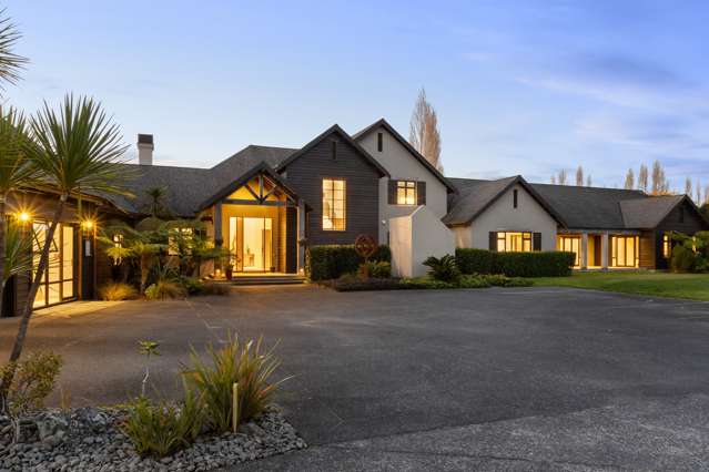 Luxury Lodge on acreage - Rare Coatesville Lodge