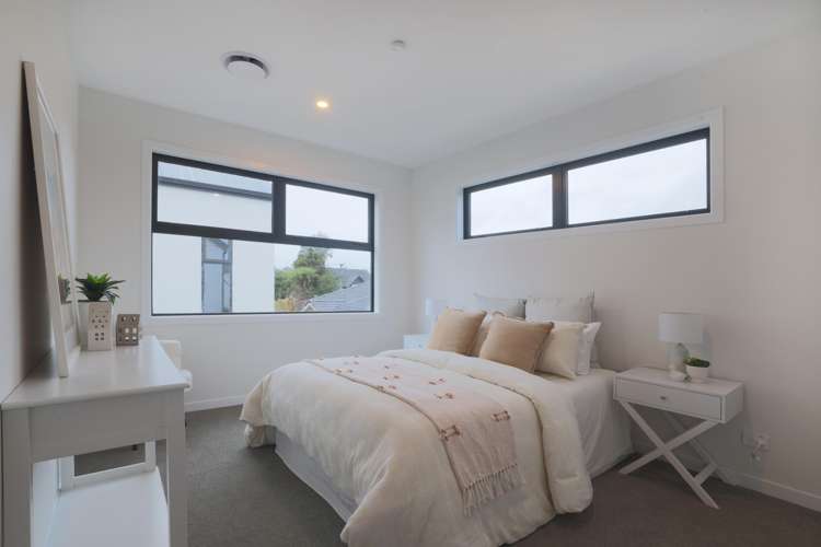 8 Maire Street Woburn_10