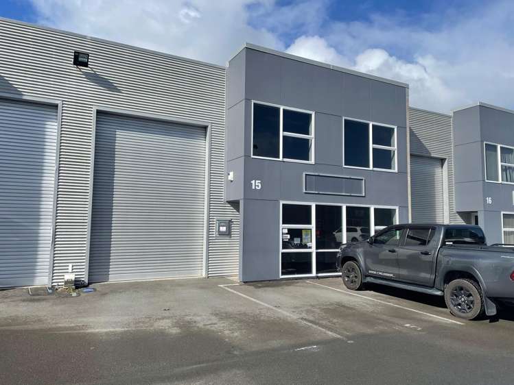 15/477A Devon Street East_0