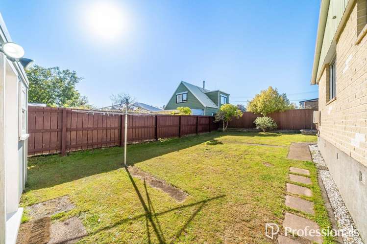 1b Owen Street Belmont_7