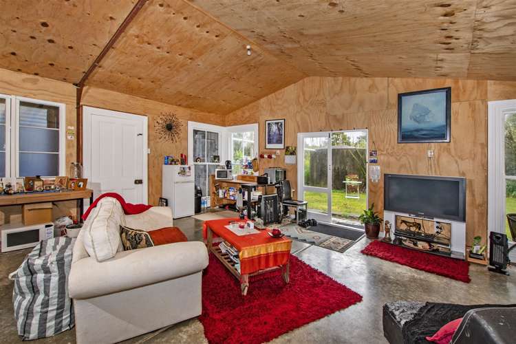 305 Whananaki North Road Hukerenui and Surrounds_17