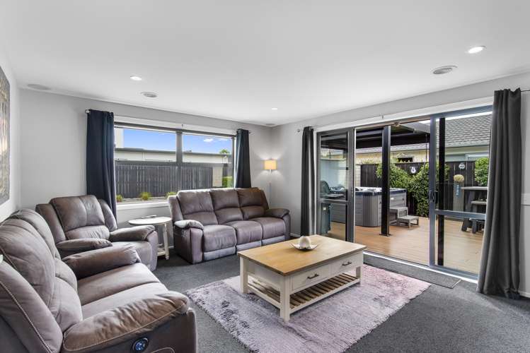 47 San Priamo Place Paraparaumu Beach_13