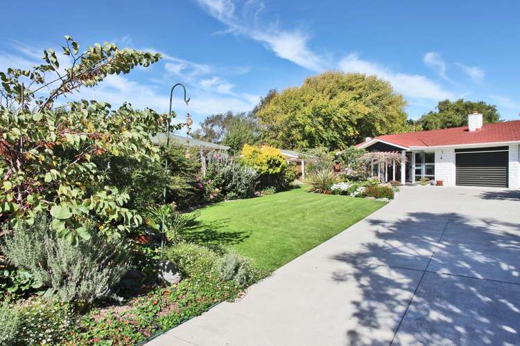 2/18 Pahau Place Cracroft_10