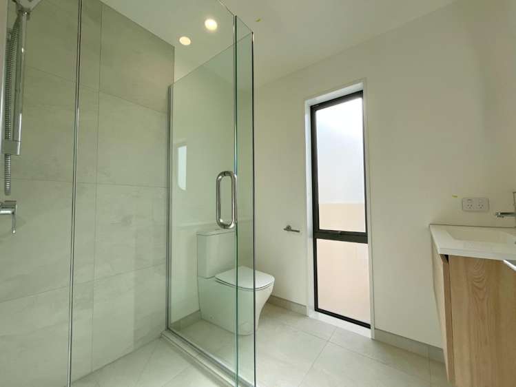 8/176 England Street 1477_7