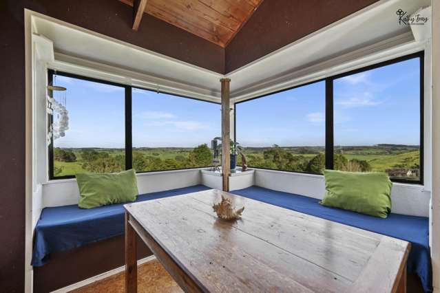 The BANG FOR BUCK! 2xAcres 3xBdrms 4-Bay Barn