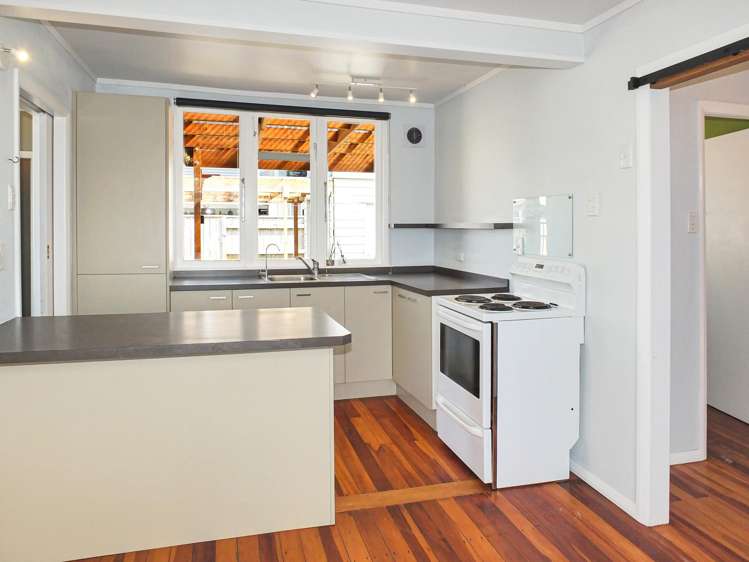 26 Pratt Avenue_5