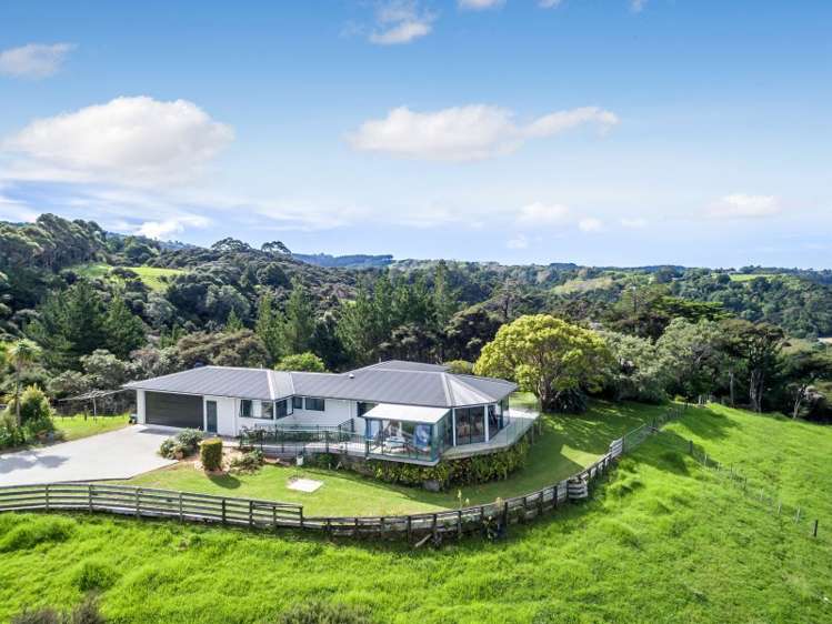 426 Leigh Road Whangateau_13