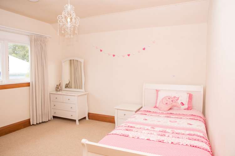 221 Hampden Street Hokitika_9