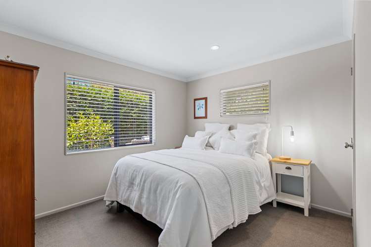 18 Ko Place Pyes Pa_12