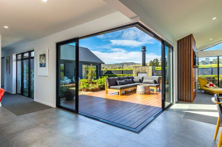 15 Catalina Crescent Burleigh_6