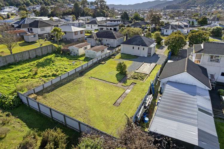 13 Mcgowan Road Wainuiomata_18