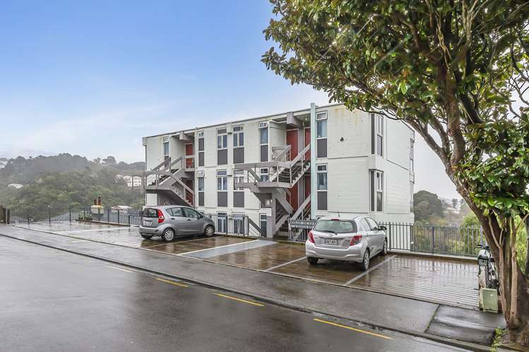 2d/20 Maarama Crescent Aro Valley_9