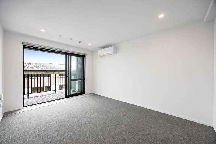 108/28C Eileen Newey Place Henderson_19