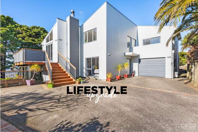 SPACIOUS FAMILY LIVING IN PRIME SCHOOL ZONE