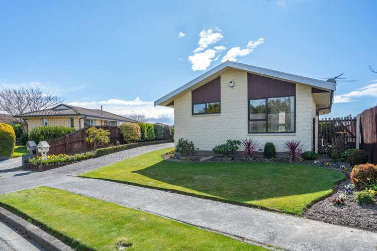 84 Dunbarton Street Redwood_18