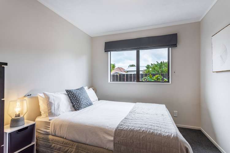 2/15 Riverside Drive Waiwhetu_10