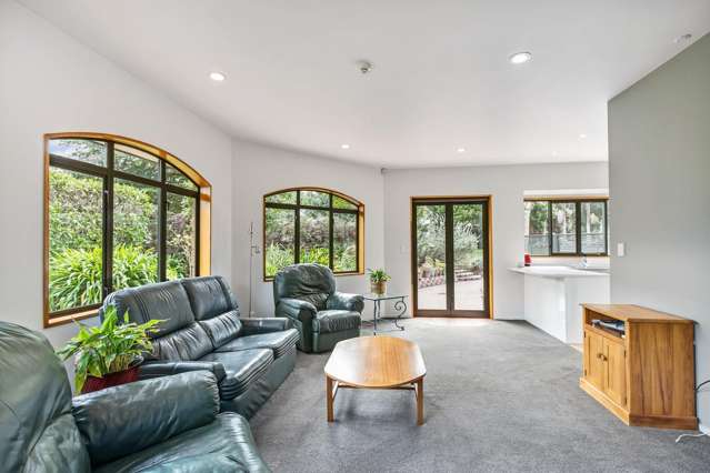 Granny Flat/92a Ranfurly Road 10659_1