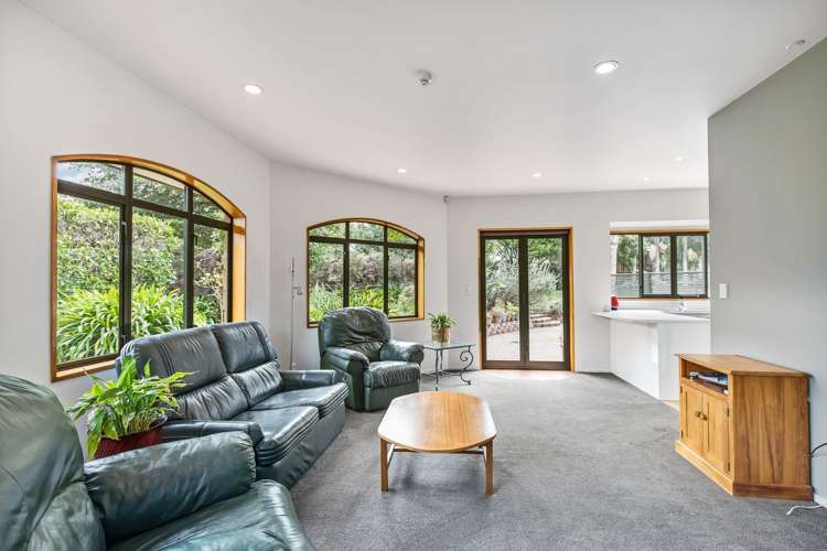 Granny Flat/92a Ranfurly Road 10659_1