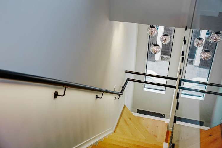 2/1 Montana Avenue Murrays Bay_9